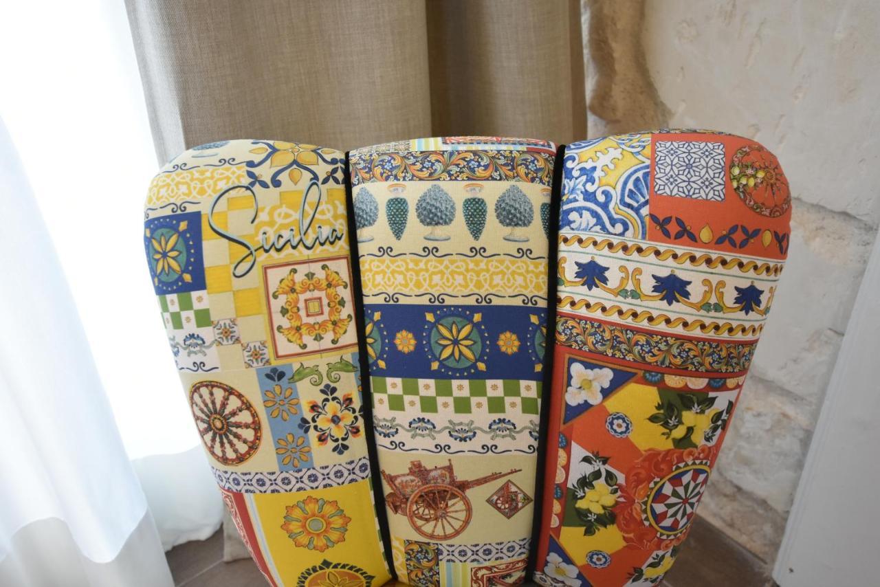 Sicilia Bedda House Bed and Breakfast Scicli Eksteriør billede